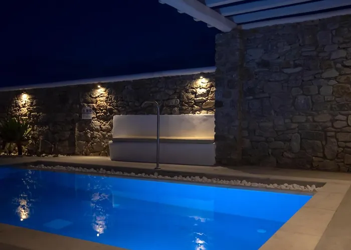 Artemis Mykonos Town