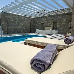Artemis Villa