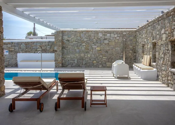 Artemis Mykonos Town